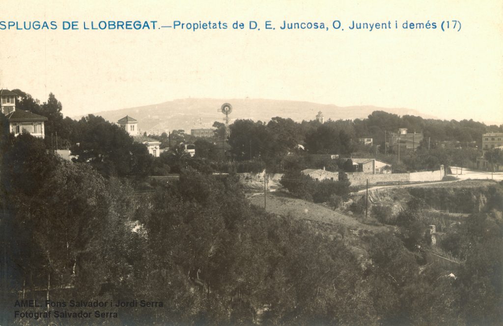 Vista general on destaquen, a l’esquerra superior, els edificis de Can Juncosa i la casa d’Oleguer Junyent. 1920-1936.